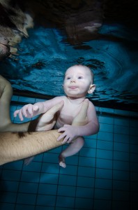 Babysim fotografering