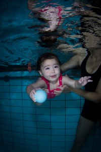 Babysim fotografering